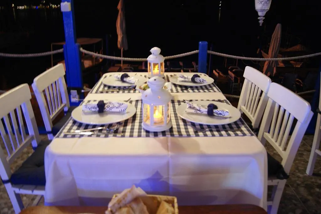 Melek Hotels 보즈부른